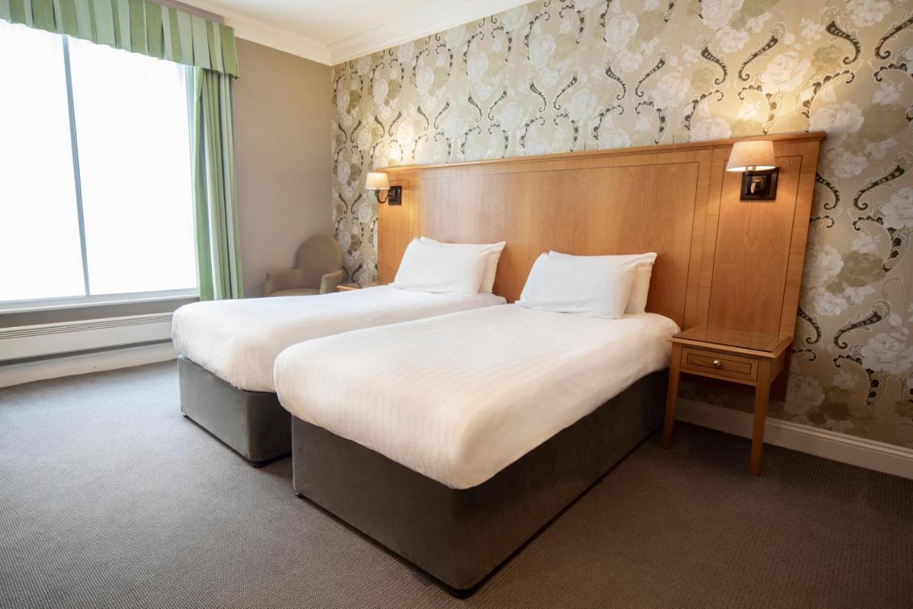 Hotel Hall And